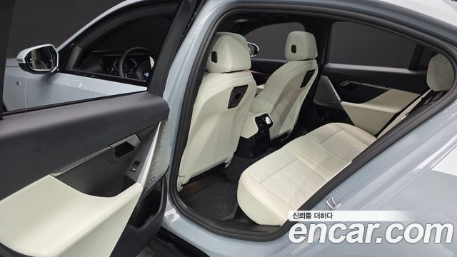 BMW 5-Series 520i M Sport