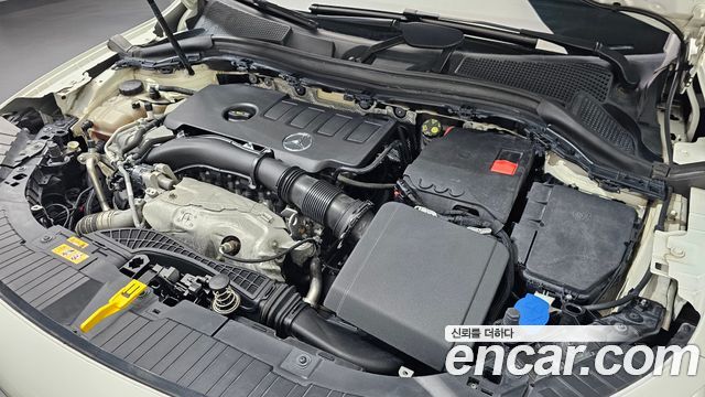 Mercedes-Benz GLA-Class GLA220