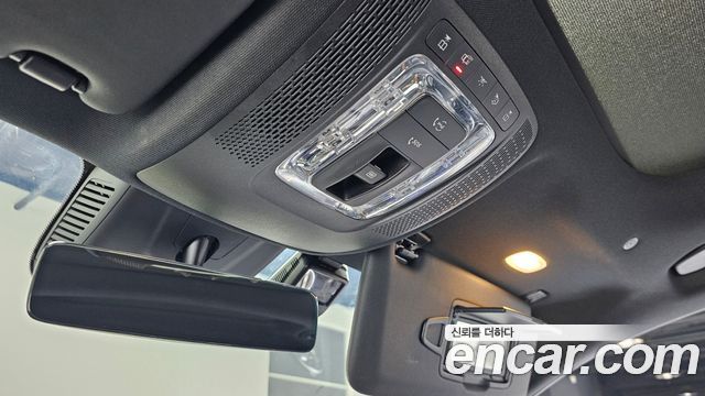 Mercedes-Benz GLA-Class GLA220