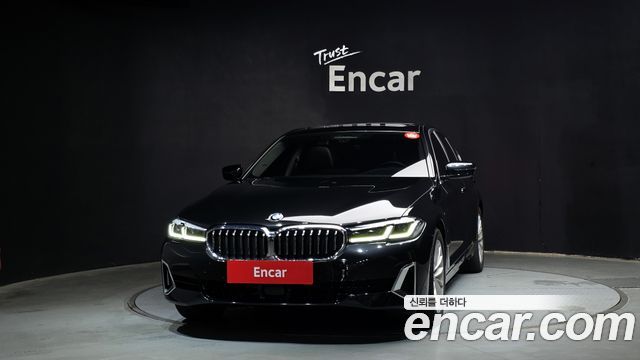 BMW 5-Series 530e Luxury