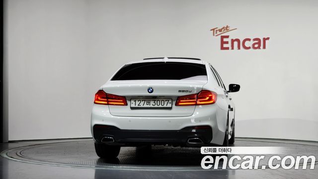 BMW 5-Series 520d M Sport Package Plus