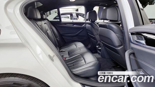 BMW 5-Series 520d M Sport Package Plus