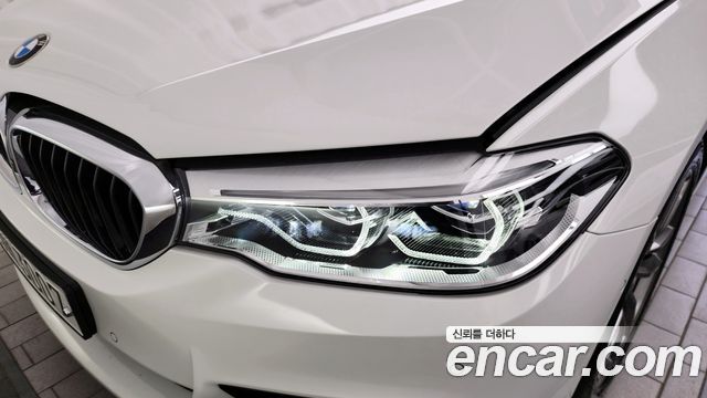 BMW 5-Series 520d M Sport Package Plus