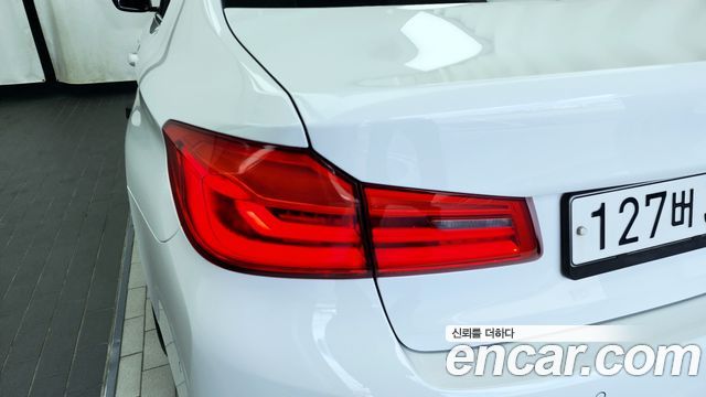 BMW 5-Series 520d M Sport Package Plus