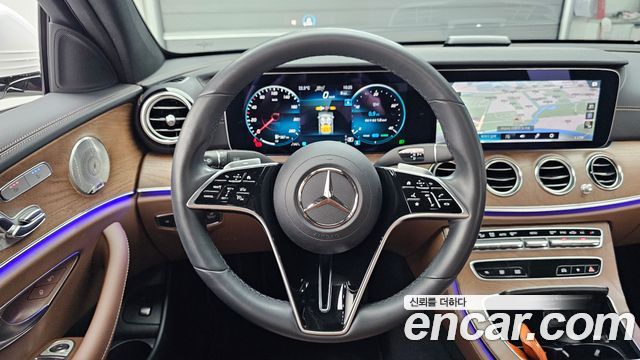 Mercedes-Benz E-Class E220d 4MATIC Exclusive