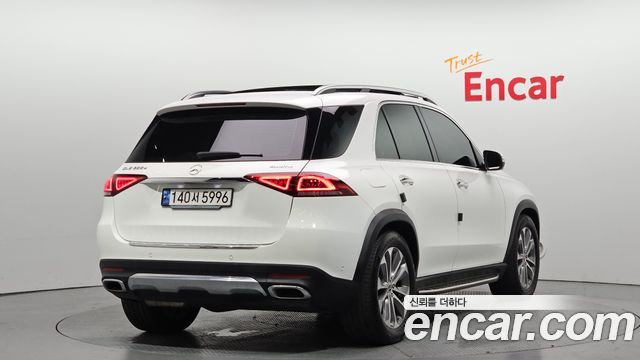Mercedes-Benz GLE-Class GLE300d 4MATIC