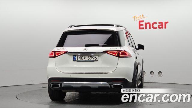 Mercedes-Benz GLE-Class GLE300d 4MATIC