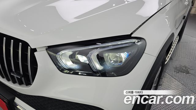 Mercedes-Benz GLE-Class GLE300d 4MATIC
