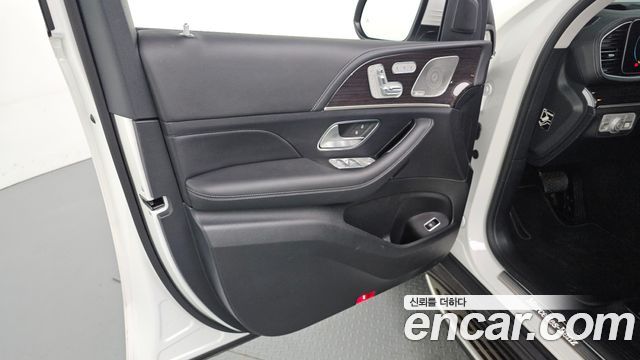 Mercedes-Benz GLE-Class GLE300d 4MATIC