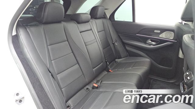 Mercedes-Benz GLE-Class GLE300d 4MATIC