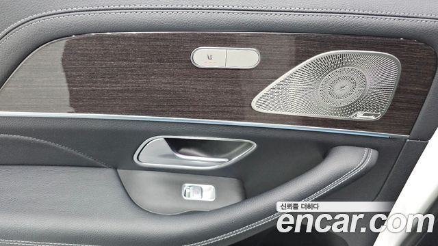 Mercedes-Benz GLE-Class GLE300d 4MATIC