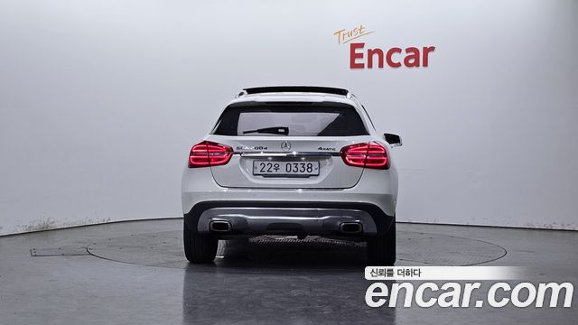 Mercedes-Benz GLA-Class GLA200 d 4MATIC