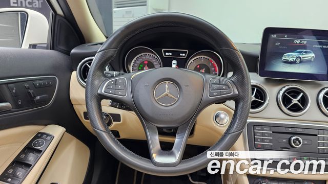 Mercedes-Benz GLA-Class GLA200 d 4MATIC