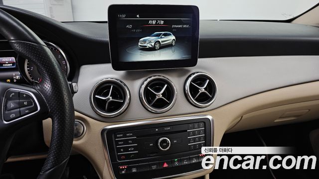 Mercedes-Benz GLA-Class GLA200 d 4MATIC