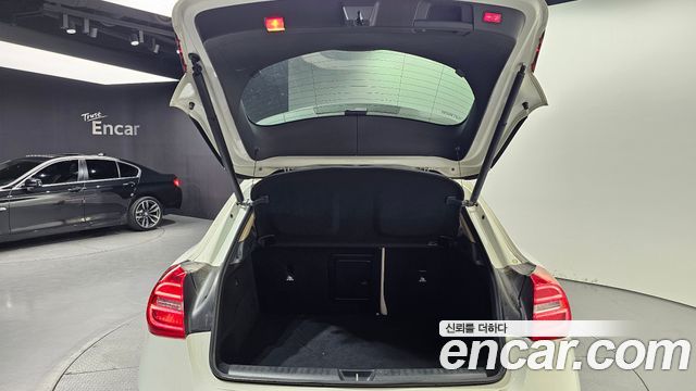 Mercedes-Benz GLA-Class GLA200 d 4MATIC