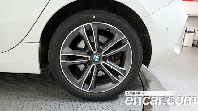 BMW 1-Series 120i Sports