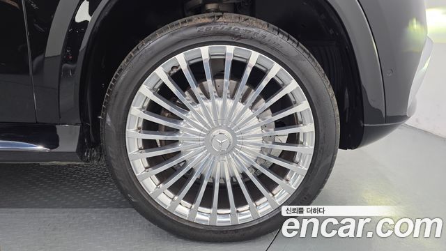 Mercedes-Benz GLS-Class Maybach GLS600 4MATIC Manufakur