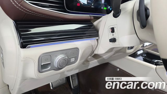 Mercedes-Benz GLS-Class Maybach GLS600 4MATIC Manufakur