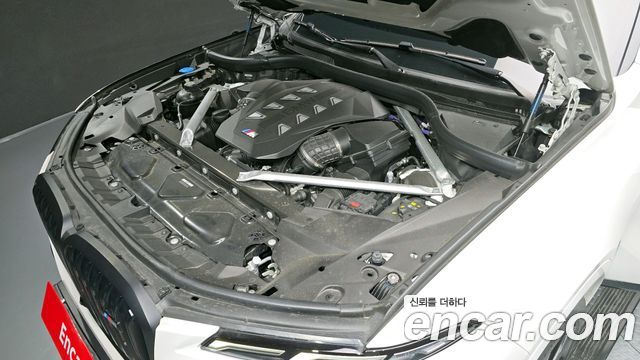 BMW X7 M60i xDrive M sport 6STR