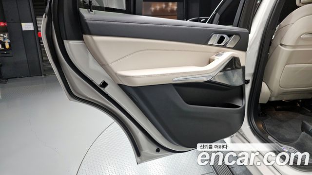 BMW X7 M60i xDrive M sport 6STR