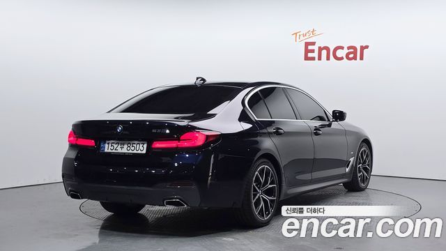BMW 5-Series 530e M Sport