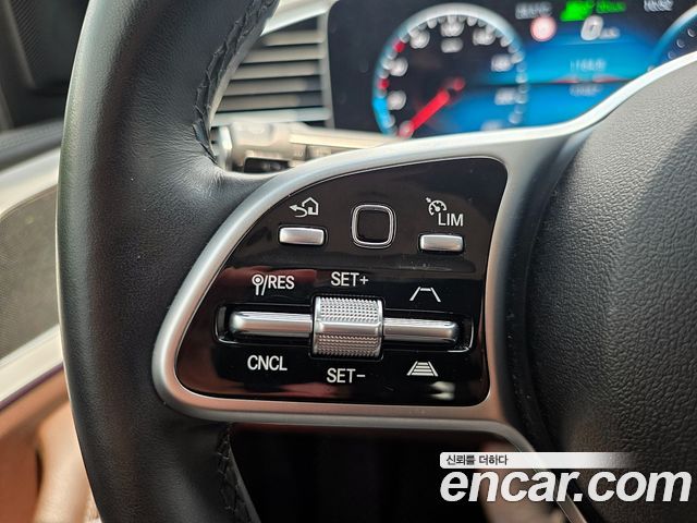 Mercedes-Benz GLE-Class GLE300d 4MATIC