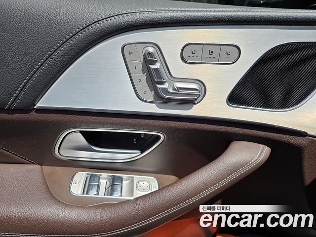 Mercedes-Benz GLE-Class GLE300d 4MATIC