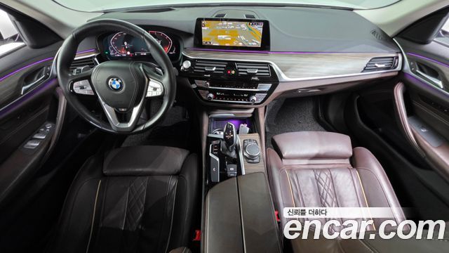 BMW 5-Series 520d Luxury Plus