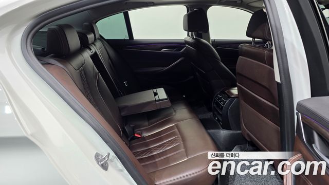 BMW 5-Series 520d Luxury Plus