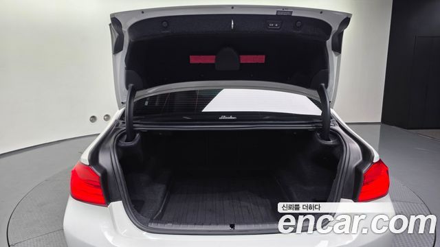 BMW 5-Series 520d Luxury Plus