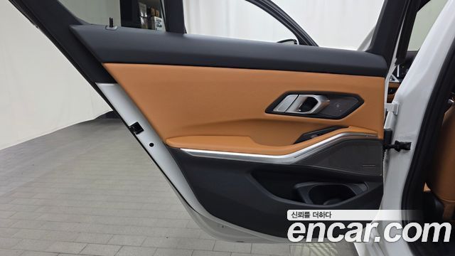 BMW 3-Series 320i M Sport