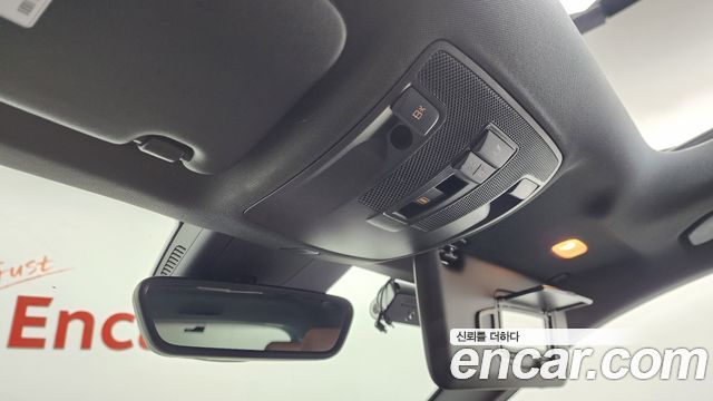 Mercedes-Benz GLA-Class GLA220 Premium