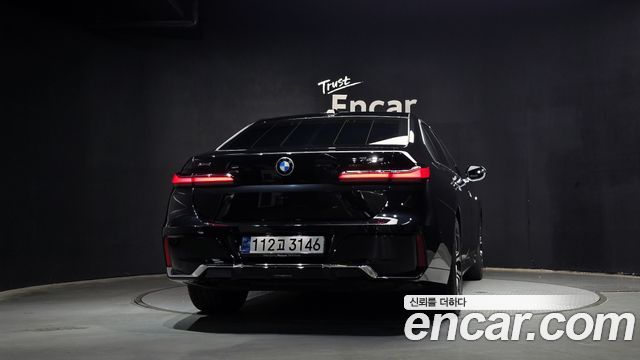 BMW 7-Series 740d xDrive M Sport
