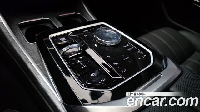 BMW 7-Series 740d xDrive M Sport