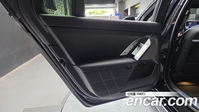BMW 7-Series 740d xDrive M Sport