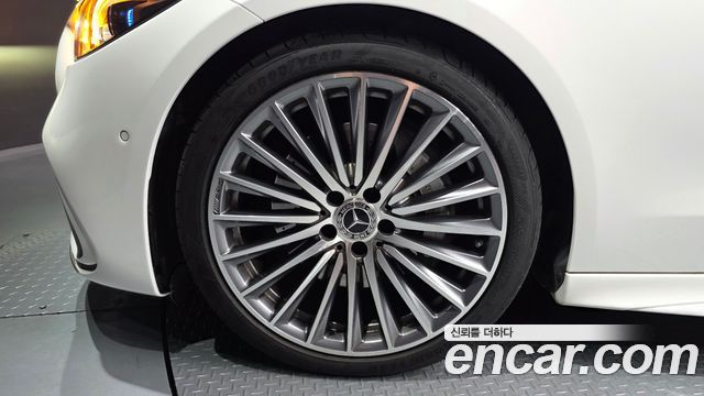 Mercedes-Benz C-Class C300 4MATIC AMG Line
