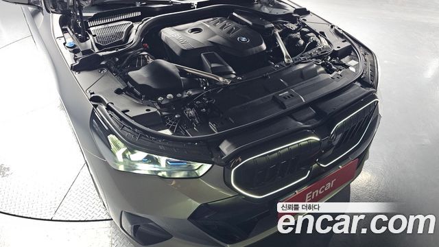 BMW 5-Series 520i Special Edition