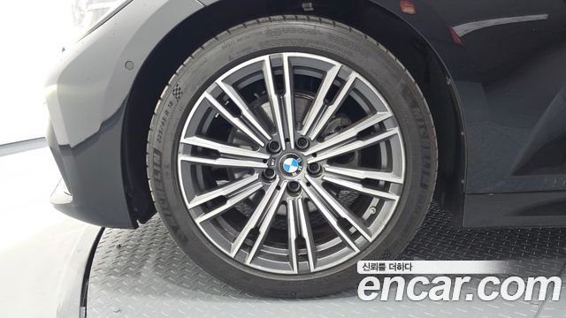 BMW 3-Series 320i M Sport
