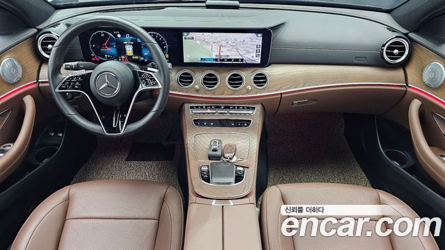 Mercedes-Benz E-Class E300e 4MATIC Exclusive