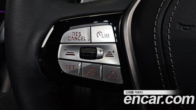BMW 5-Series 530i Luxury