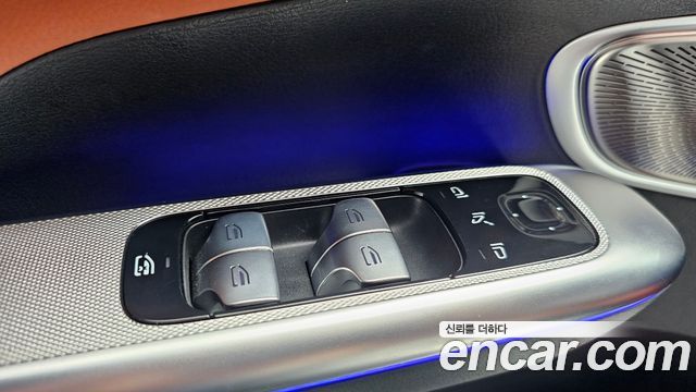 Mercedes-Benz GLC-Class GLC300 4MATIC AMG Line