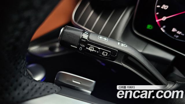 Mercedes-Benz GLC-Class GLC300 4MATIC AMG Line
