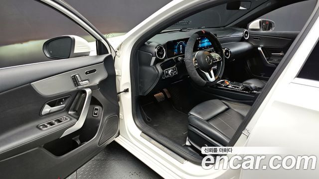 Mercedes-Benz A-Class A250 4MATIC Sedan