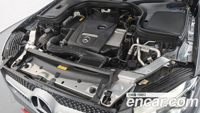 Mercedes-Benz GLC-Class GLC300 4MATIC AMG Line Coupe