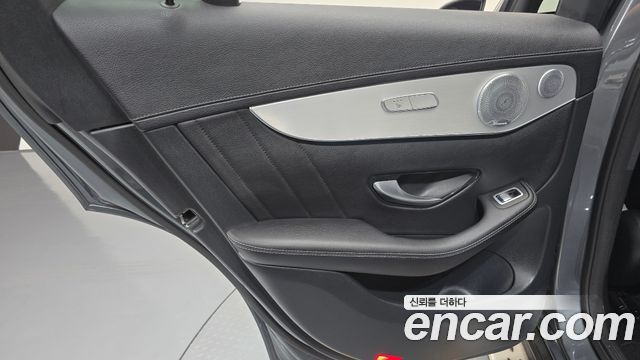 Mercedes-Benz GLC-Class GLC300 4MATIC AMG Line Coupe