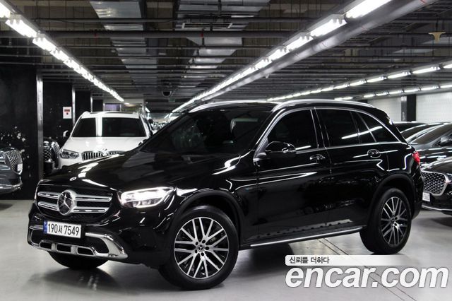 Mercedes-Benz GLC-Class GLC300e 4MATIC