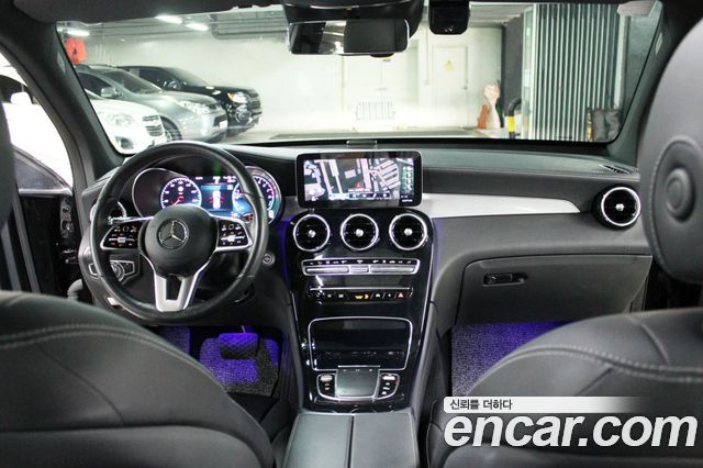 Mercedes-Benz GLC-Class GLC300e 4MATIC