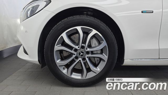 Mercedes-Benz C-Class C350e