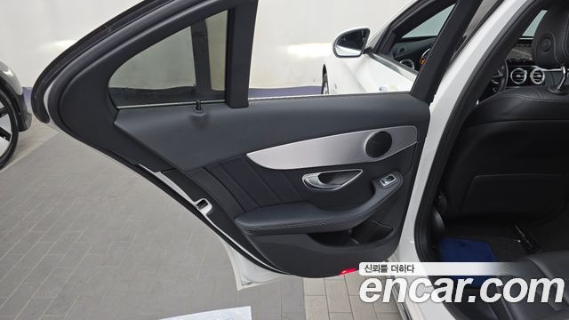 Mercedes-Benz C-Class C350e