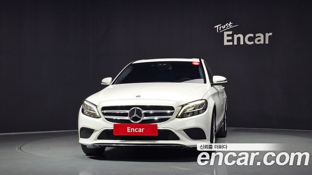 Mercedes-Benz C-Class C200 Avantgarde
